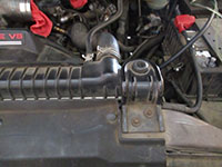 Radiator core support bracket